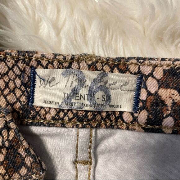 Free People Two Faced Snakeskin Python print skinny jeans Jeggings ankle 26 new - Picture 9 of 15